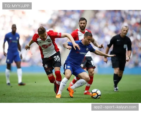 切尔西防守球员完美执行战术，切尔西防守球员完美执行战术图片